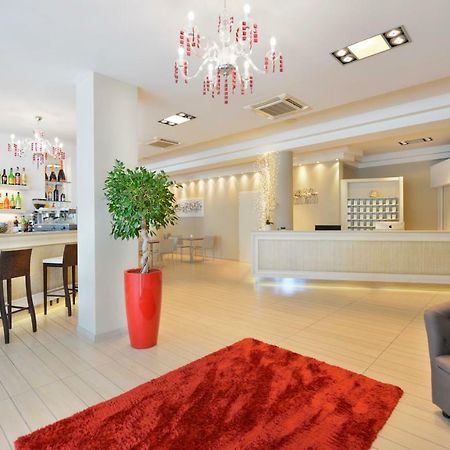 Hotel Fiamma Cesenatico Esterno foto