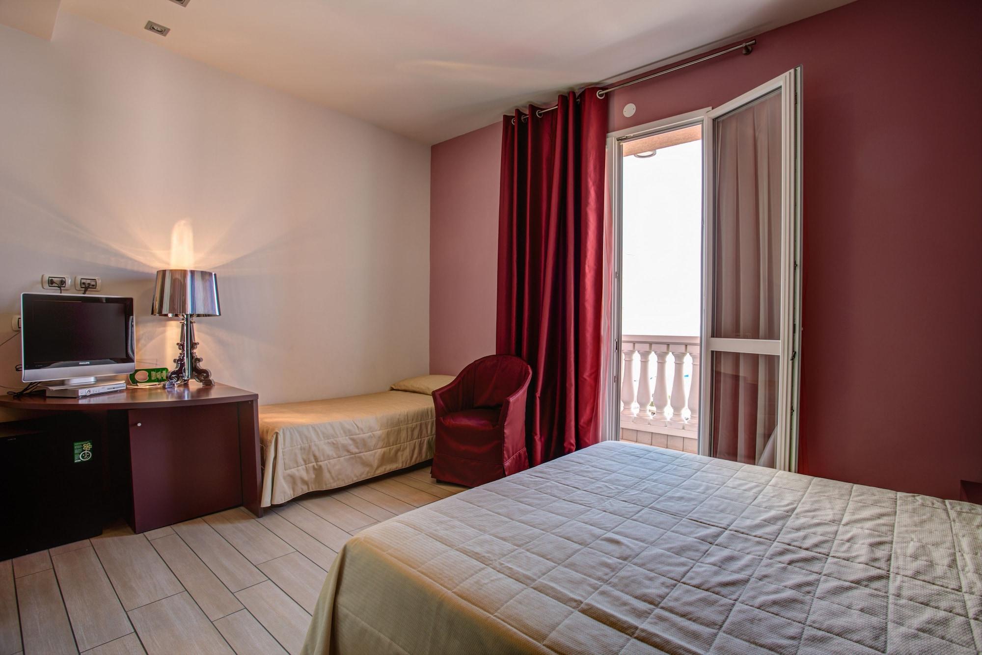 Hotel Fiamma Cesenatico Esterno foto