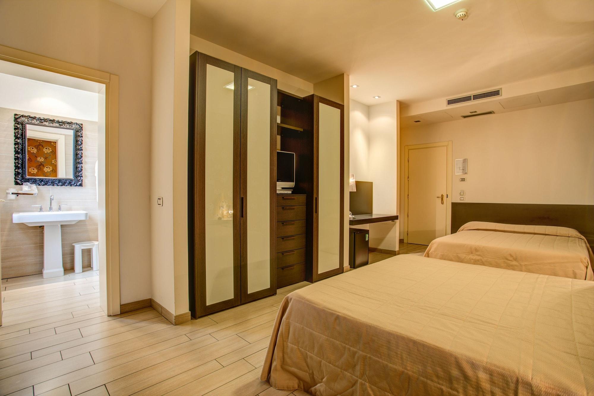 Hotel Fiamma Cesenatico Esterno foto
