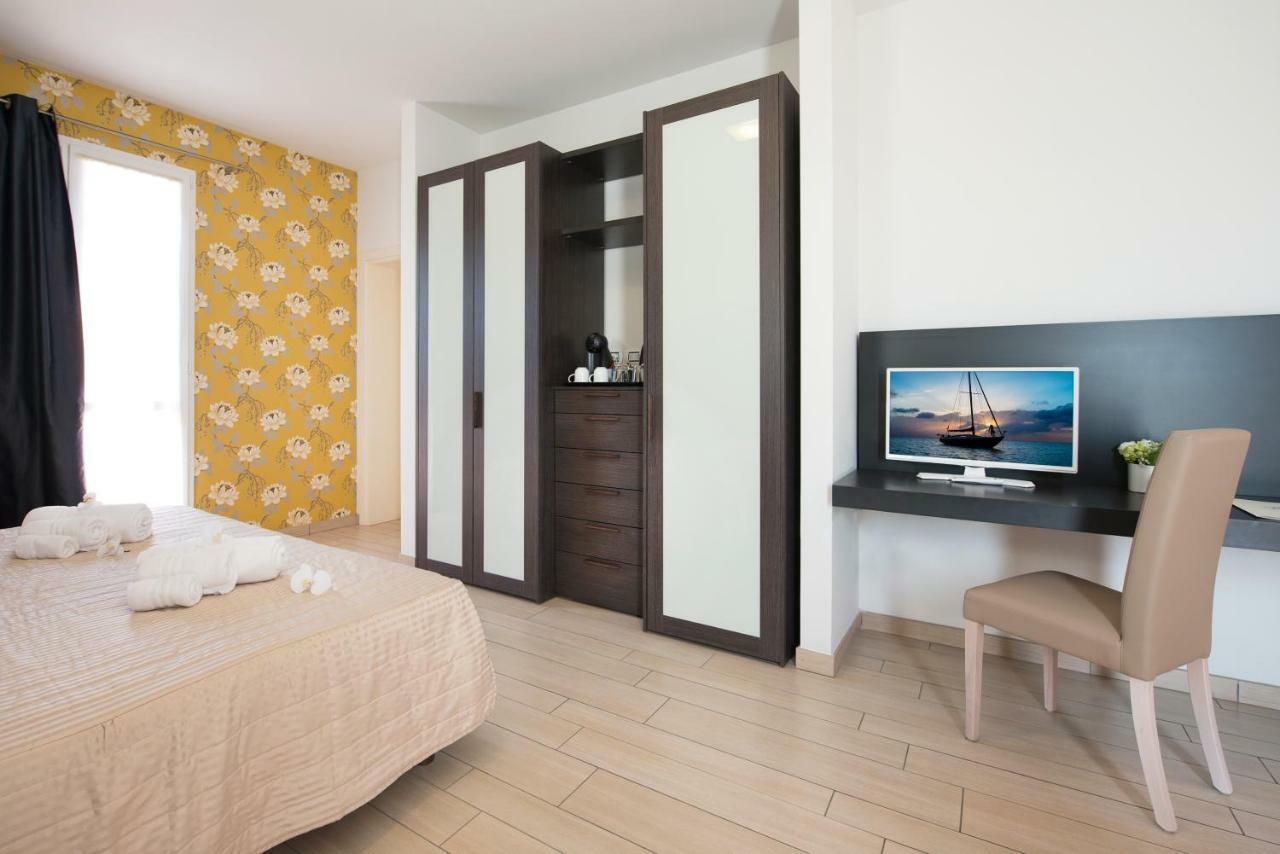 Hotel Fiamma Cesenatico Esterno foto