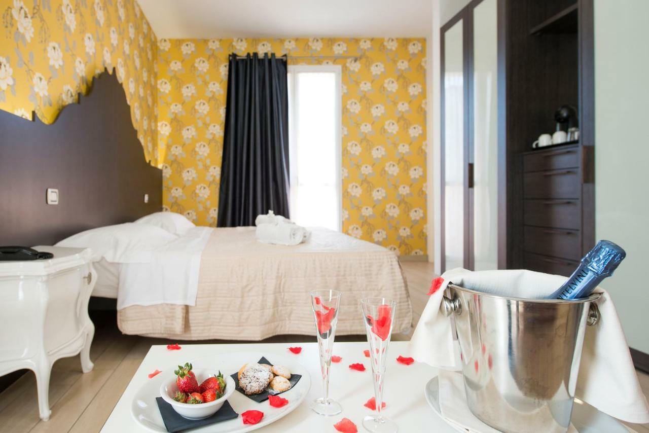 Hotel Fiamma Cesenatico Esterno foto