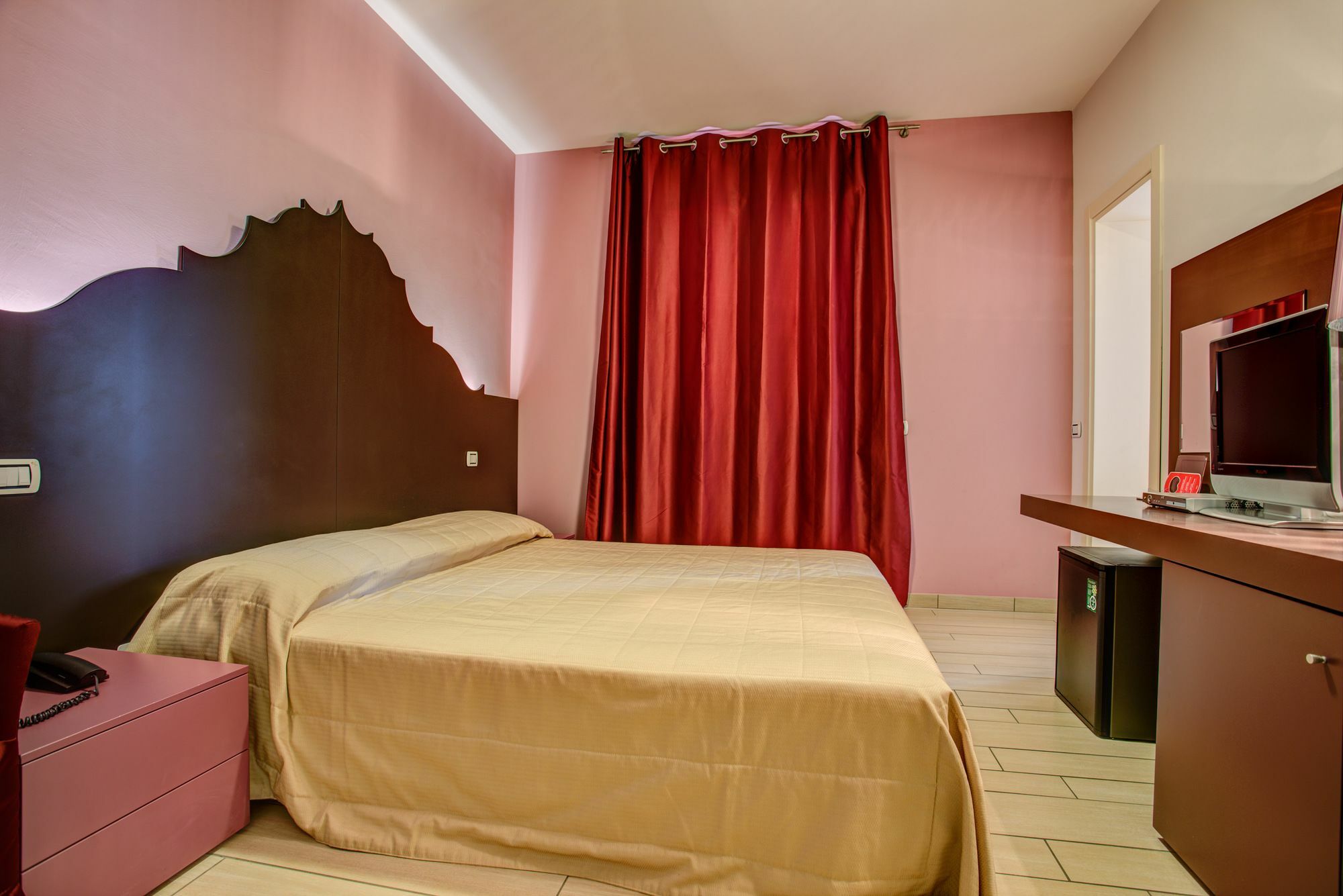 Hotel Fiamma Cesenatico Esterno foto